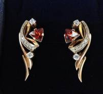 Серьги.