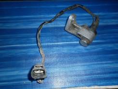 Датчик положения распредвала. Toyota: Hilux Surf, Tundra, Granvia, T100, 4Runner, Grand Hiace, Hilux, Land Cruiser Prado, Tacoma Двигатель 5VZFE