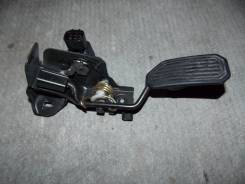 Педаль акселератора. Toyota Vista Ardeo, AZV50, AZV50G