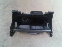 Пепельница. Toyota Corolla, CE140, ZRE151, NDE150, ZZE150, AZE141, ZZE141, ZZE142, ADE150 Двигатели: 1ZRFE, 2AZFE, 1NDTV, 1ADFTV, 1ZZFE, 4ZZFE, 3ZZFE...