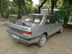 Peugeot 405 ����