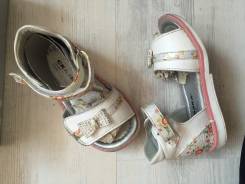 Босоножки ортопедические. 23