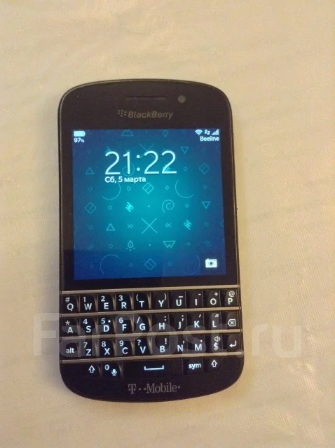 BlackBerry Q10 ����