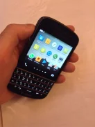 BlackBerry Q10 ����