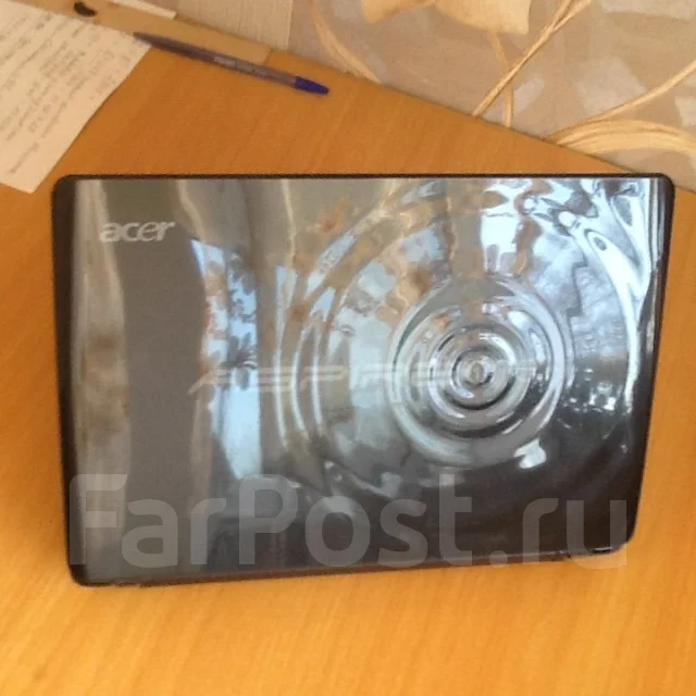 Acer Aspire One 722-C68kk. 11.1", 1����, ��� 2048 ��, ���� 320���, WiFi: 1, Bluetooth: 1, ����������� �� 6��. ����