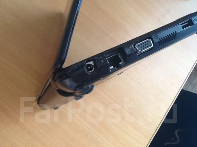 Acer Aspire One 722-C68kk. 11.1", 1����, ��� 2048 ��, ���� 320���, WiFi: 1, Bluetooth: 1, ����������� �� 6��. ����
