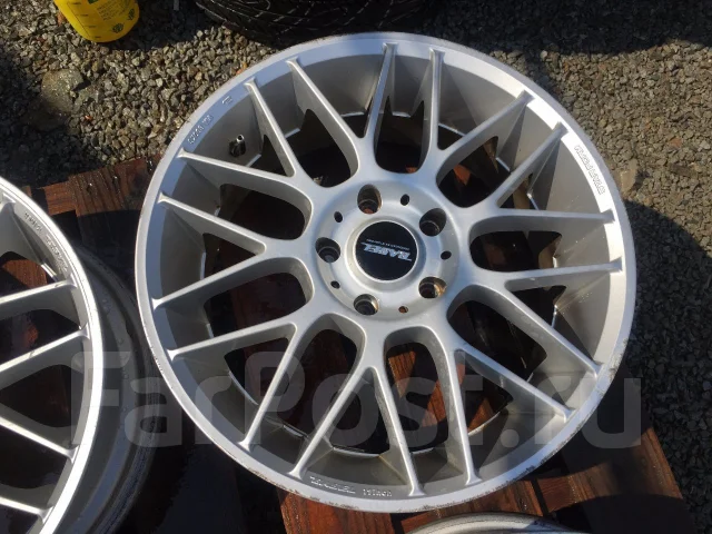 Starform Basel. 7.0x17", 5x114.3, ET40 ����
