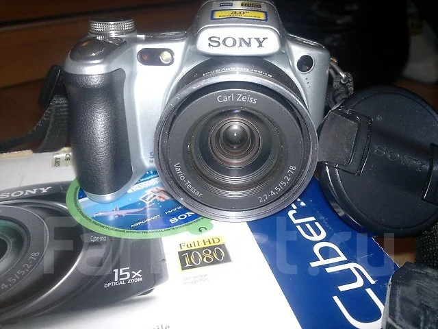Sony Cyber-shot DSC-H50. 9 - 9.9 ��, ���: 14� � ����� ����