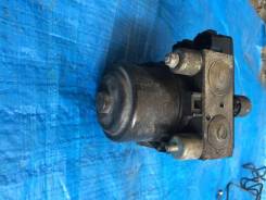 Блок abs. Toyota Hiace Regius, RCH47W, RCH41W, KCH46G Toyota Touring Hiace, RCH41W, RCH47W Двигатель 1KZTE