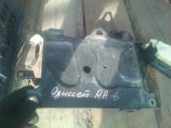 Кронштейн под аккумулятор. Honda Odyssey, RA6, RA7, RA8, RA9