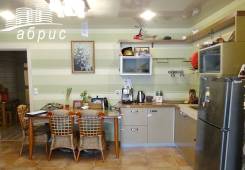 Продам Таунхаус 160 м2 на берегу моря. Улица Щитовая 36/36, р-н Горностай, площадь дома 160 кв. м., скважина, отопление электрическое, от агентства не...