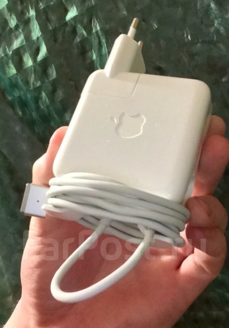 Apple MacBook Air. WiFi: 1, Bluetooth: 1 ����