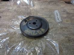 Шкив помпы. Mazda Familia Mazda Familia S-Wagon Двигатель ZL