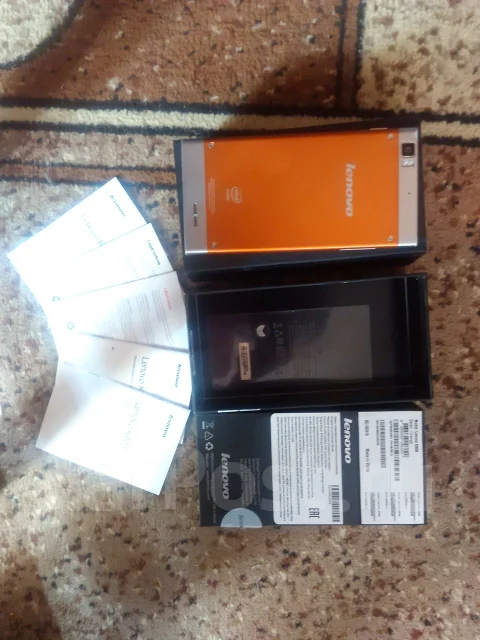 Lenovo K900. �/� ����