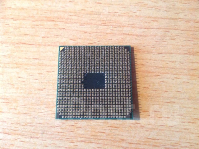 AMD A6-3400M ����