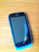Nokia Lumia 610. �/�