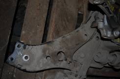 Рычаг подвески. Lexus RX270, GGL10, GYL15, GGL15 Lexus RX350, GGL15W, GYL15, GGL15, GGL10 Lexus RX450h, GGL10, GYL15, GGL15 Двигатели: 2GRFE, 2GRFXE