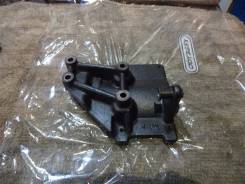 Крепление компрессора кондиционера. Mazda Persona Mazda Bongo Mazda Capella Двигатель F8