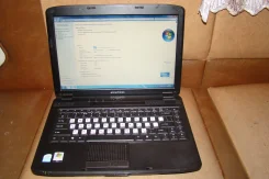 eMachines. 15", ��� 1024 ��, ���� 120���, WiFi: 1 ����