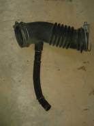 Патрубок воздухозаборника. Toyota Corolla, ZRE151, ZRE152 Toyota Corolla Rumion, ZRE152, ZRE154 Toyota Auris, ZRE151, ZRE154, ZRE152 Двигатели: 1ZRFE...