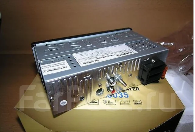 Soundmax магнитола sm ccr3035 не читает флешку