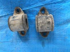 Крепление стабилизатора. Toyota Hiace Regius, RCH47W, RCH41W, KCH46G, KCH46W, KCH40W Toyota Touring Hiace, RCH41W, RCH47W, KCH40W, KCH46W