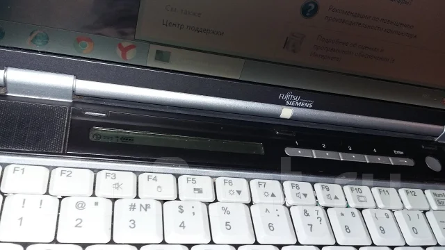 Fujitsu LifeBook. 14.1", ��� 2048 ��, ���� 80���, WiFi: 1, ����������� �� 1��. ����