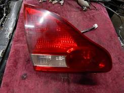 Вставка багажника. Toyota Ipsum, ACM21, ACM21W Toyota Avensis Verso, ACM21, ACM20, CLM20, ACM21W