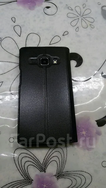 Samsung Galaxy J1 ����