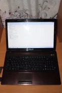 Asus K53SJ. 15.6", 2,3����, ��� 4 ��, ���� 500���, WiFi, Bluetooth, ����������� �� 4��.