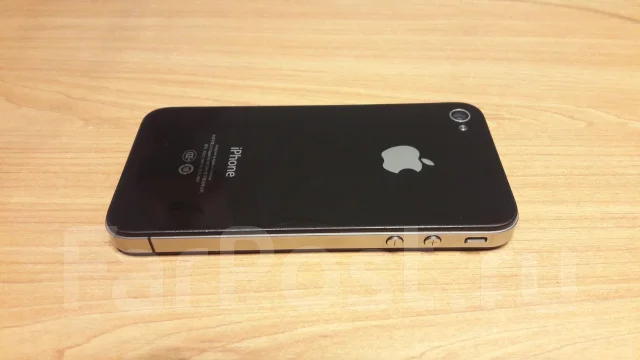 Apple iPhone 4 ����