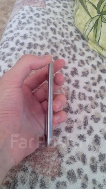 Apple iPod touch 4. ����