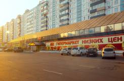 Аренда 20кв. м., 48кв. м. 1эт. в ТД пр-т Кр. Знамени 82Б гипермакет "ОК! ". 48 кв. м., проспект Красного Знамени 82, р-н Некрасовская. Дом снаружи
