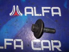 Болт шкива коленвала Toyota Caldina