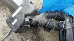 Корпус воздушного фильтра. Toyota Kluger V, MCU20W, MCU25W, MCU20, MCU25 Toyota Harrier, MCU10, MCU15W, MCU15, MCU10W, MCU20, MCU20W, MCU25, MCU25W Дв...