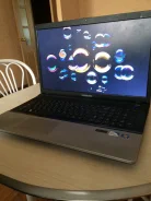 Samsung 300E7A. 17.3", 2,0����, ��� 2048 ��, ���� 500���, WiFi, Bluetooth, ����������� �� 1��. ����