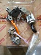 Замок. Toyota RAV4, ZCA25, ZCA26, ACA20, ACA21 Двигатели: 1AZFSE, 1ZZFE