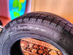 Bridgestone Blizzak VRX. Зимние, без шипов, 2015 год, износ: 5%, 4 шт