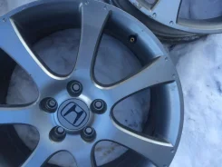 Enkei EKM3. x7", 5x114.3 ����
