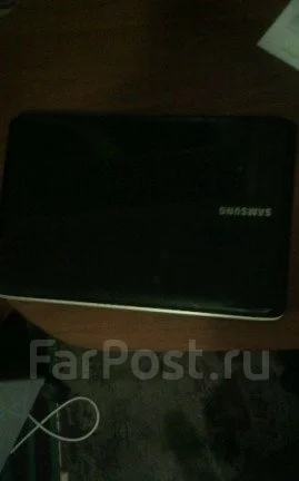 Samsung RV408. 15.6", 1 400����, ��� 2048 ��, ���� 297���, ����������� �� 1��. ����