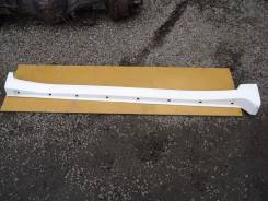 Порог пластиковый. Toyota Land Cruiser, UZJ200W, GRJ200, URJ200, URJ202, UZJ200, VDJ200 Двигатели: 1VDFTV, 1URFE, 3URFE, 1GRFE, 2UZFE