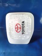 Лючок топливного бака. Toyota Corolla, AE101, EE100, EE101, CE100, AE102 Toyota Sprinter, CE100, AE101, EE101, AE100, AE102, CE104, AE104 Двигатели: 7...