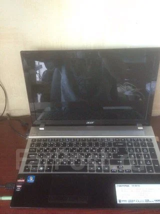 Acer Aspire V3-551G. 15.6", 3,2����, ��� 1024 ��, ���� 500���, WiFi: 1, Bluetooth: 1, ����������� �� 6��. ����