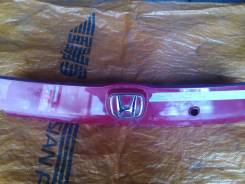Накладка на дверь багажника. Honda Fit, GD, GD1, GD2, GD3, GD4 Двигатели: L13A, L15A