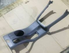 Подстаканник. Subaru Forester, SG5