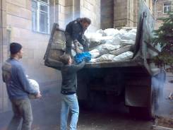Вывоз строительного мусора, старой мебели, картона, колес, и хлама. во Владивостоке Вывоз строительного мусора, старой мебели, картона, колес, и хлама.