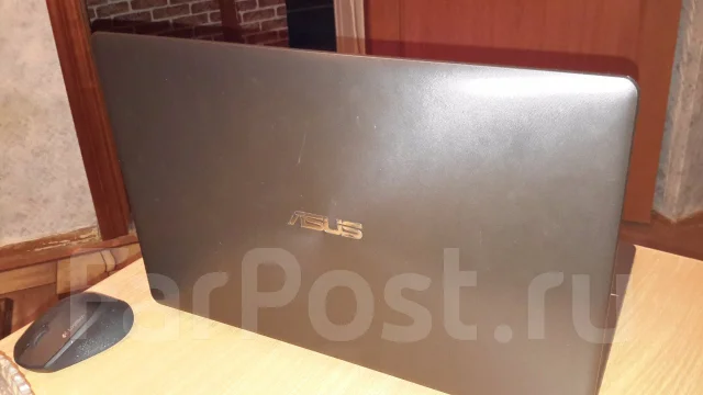 Asus X550CC. 1,8����, ���� 300���, WiFi: 1, Bluetooth: 1, ����������� �� 4��. ����