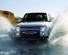Подкрылок. Mitsubishi: L400, L200, Outlander, Delica, Pajero Sport, Pajero, ASX