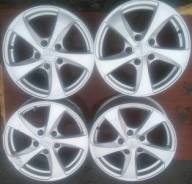 Nissan. 6.5x16, 5x114.30, ET40
