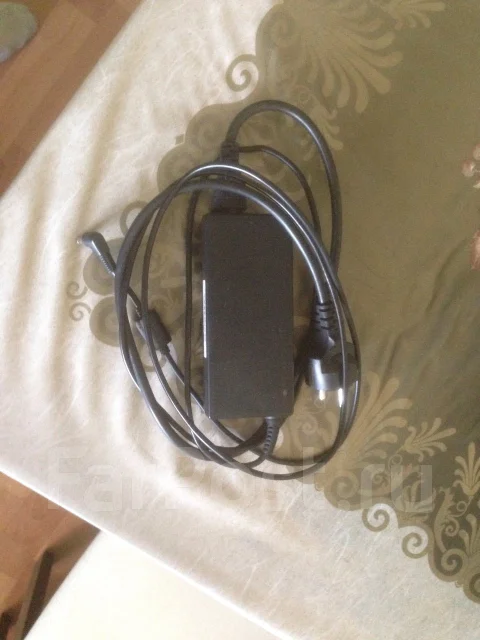 Asus K53SJ. 15.6", 2 300����, ��� 4 ��, ���� 500���, WiFi: 1, Bluetooth: 1, ����������� �� 4��. ����